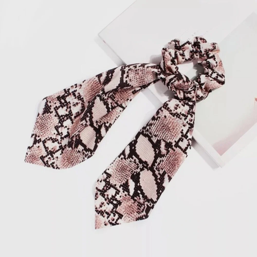 ✨HAIR SCARF SCRUNCHIE-SNAKESKIN ANIMAL PRINT‎